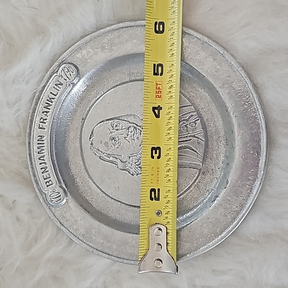 York Metal Crafters Benjamin Franklin 6" Pewter Change Tray Plate 6 inches - Picture 6 of 6